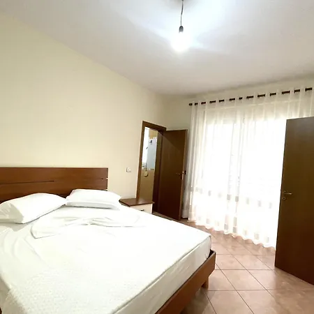 Kam 3 Bedrooms In The Center * Vlorë