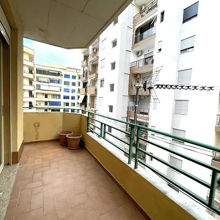 公寓 Kam 3 Bedrooms In The Center Vlorë